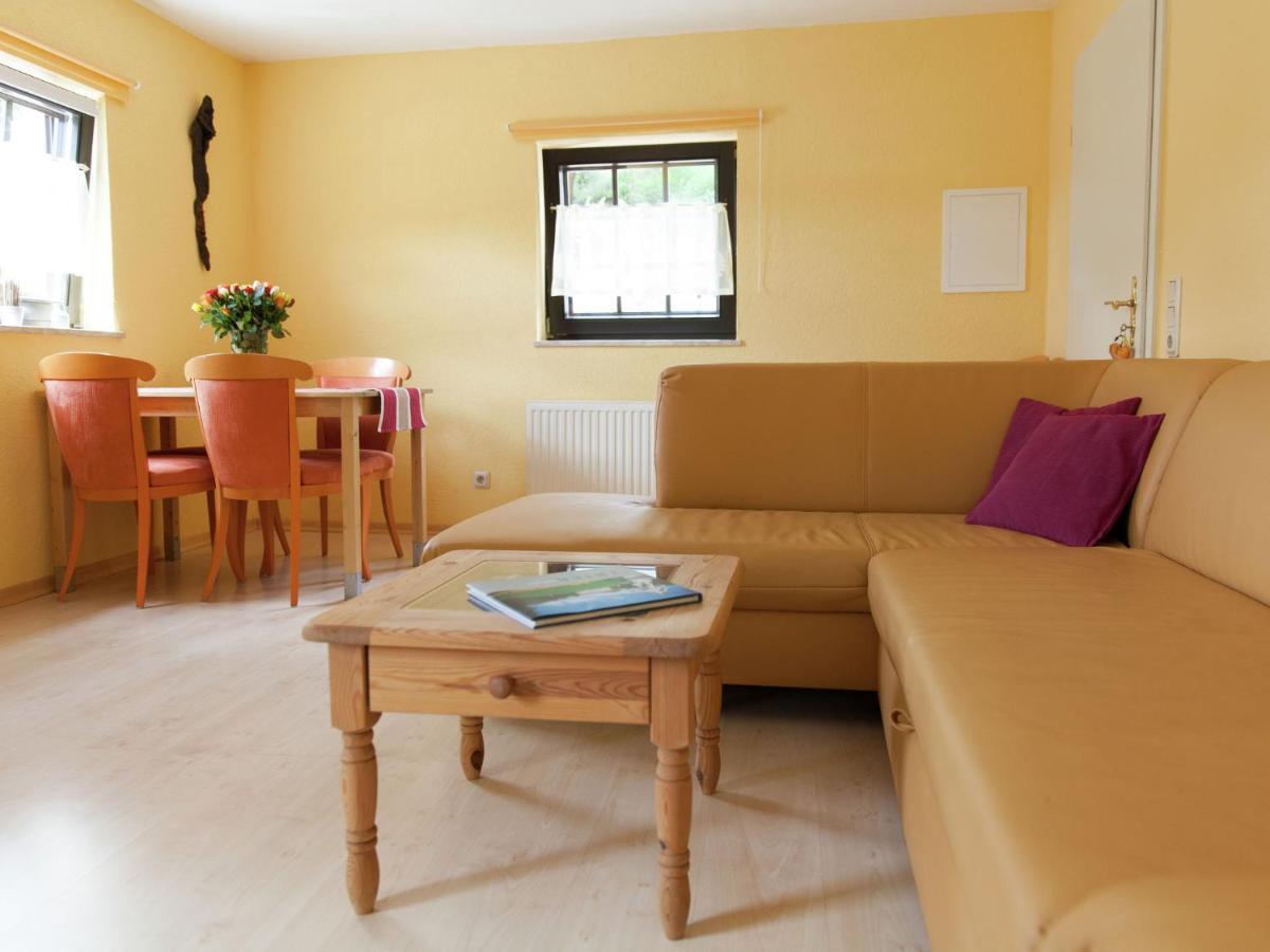 Lavish Apartment In Merschbach Near The Forest Ruang foto
