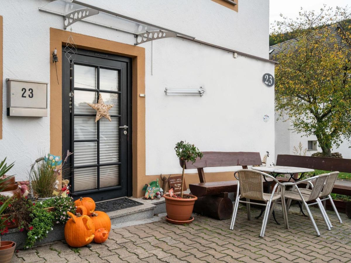 Lavish Apartment In Merschbach Near The Forest Bagian luar foto