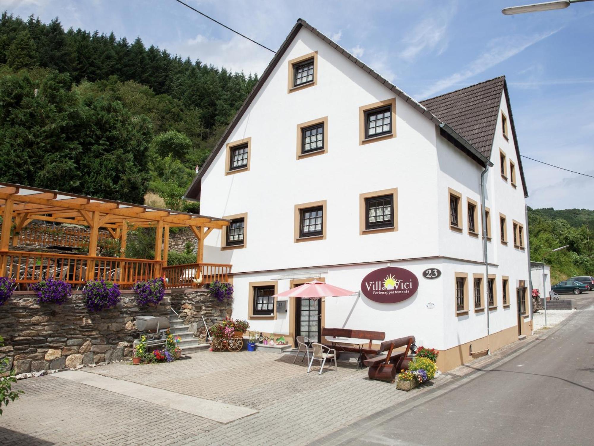 Lavish Apartment In Merschbach Near The Forest Bagian luar foto